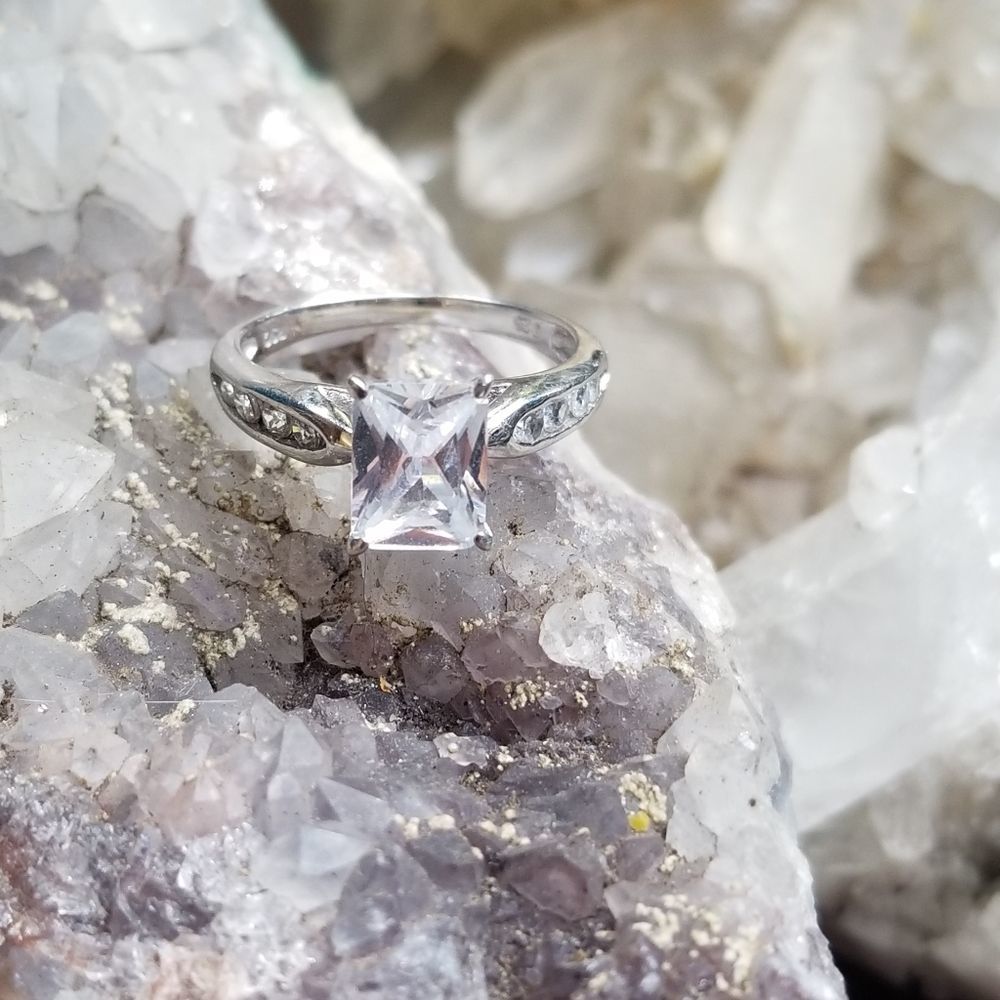 Cubic Zirconia and 925 Ring Size 6